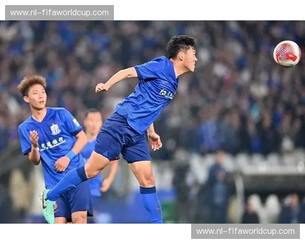 申花vs恒大：巅峰对决，谁主沉浮？——一场关乎荣耀与梦想的足球史诗